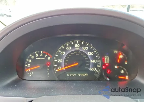 2010 Honda Odyssey Exl z USA, uszkodzony, nr VIN 5FNRL3H77AB081602